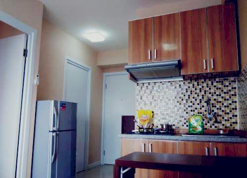 APARTEMEN GREEN PRAMUKA MALL UNIT 2 KAMAR FURNISH PER TAHUN