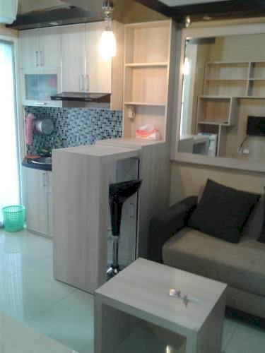 APARTEMEN GREEN PRAMUKA MALL 2 KAMAR FURNISH PER TAHUN