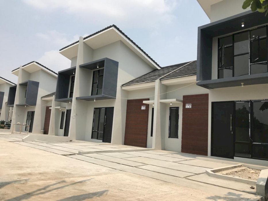 rumah di cikarang sukatani dekat pusat kota,jalan pantura,stasuin,sgc
