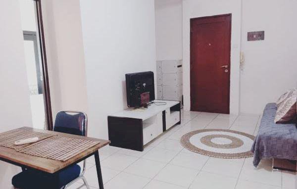 GREEN APARTEMEN PRAMUKA BOUGENVILLE 2 KAMAR FULL FURNISH TAHUNAN