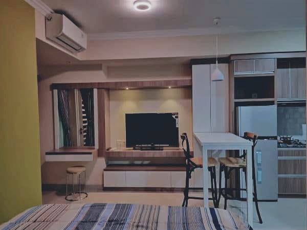 GREEN PRAMUKA DI MALL FURNISH 2 BR BULANAN