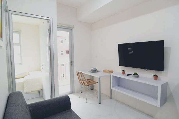 GREEN PRAMUKA CITY UNIT MALL 2 BR FURNISH PERTAHUN