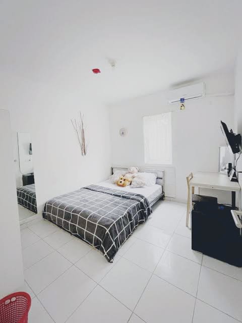 GREEN PRAMUKA CITY UNIT ATAS MALL 2 BR FURNISH