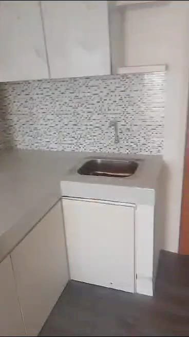 0816 - Disewakan Apartemen Puncak CBD 2 BR LT 33 Furnished Siap Huni