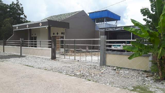 Dijual Rumah dengan Tanah yang Luas di Banjarbaru