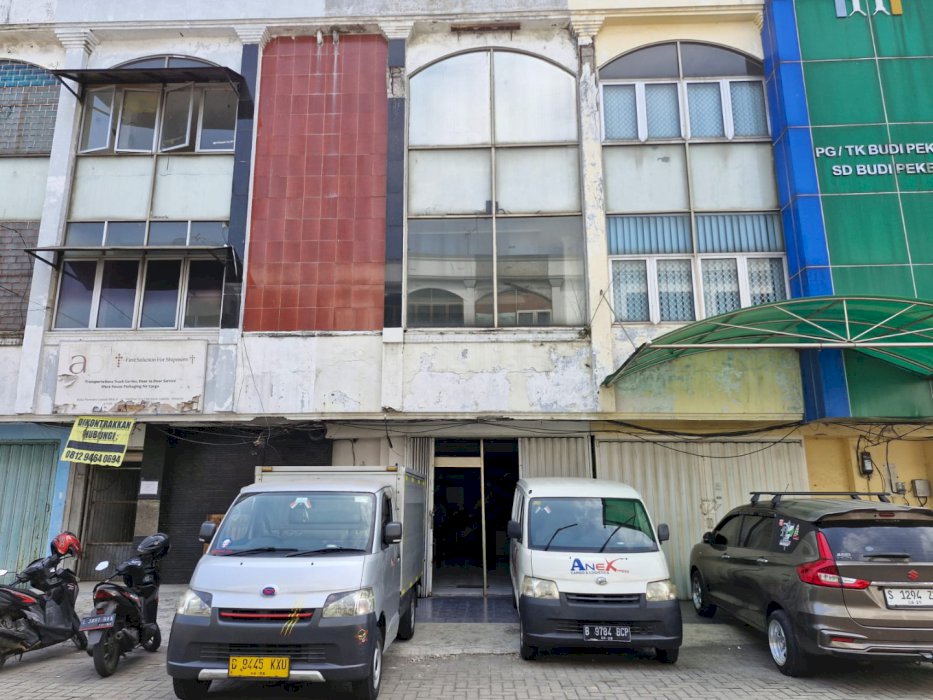 Ruko 3 Lantai Permata Juanda Sidoarjo