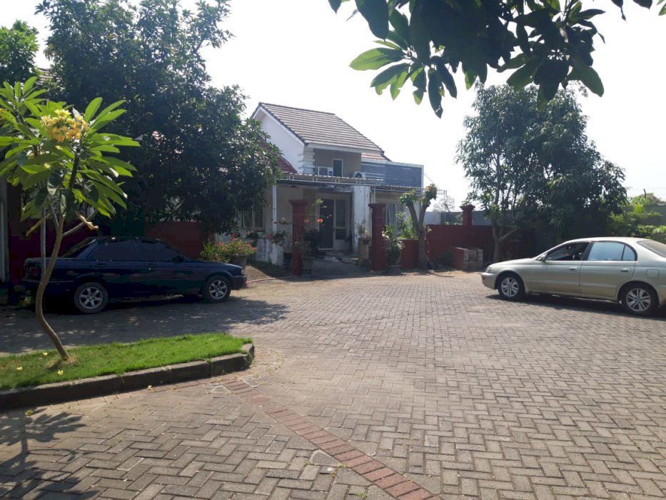 0046 - Dijual Rumah Sunrise Garden Gresik 1 Lantai LT 267m