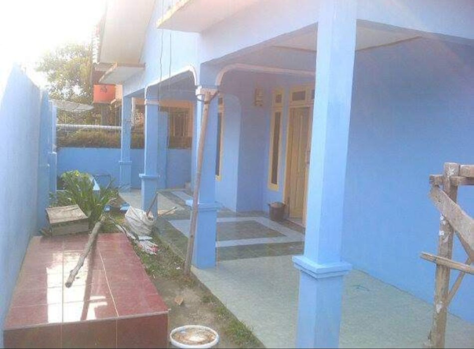 Di jual rumah beserta kontrakan 3 petak dan tempat usaha