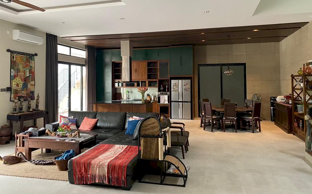 Dijual rumah mewah Sukajadi Batam