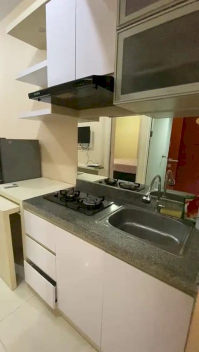 0123 - Disewakan Apartemen Gunawangsa Tidar 2BR Lt 27  Furnished