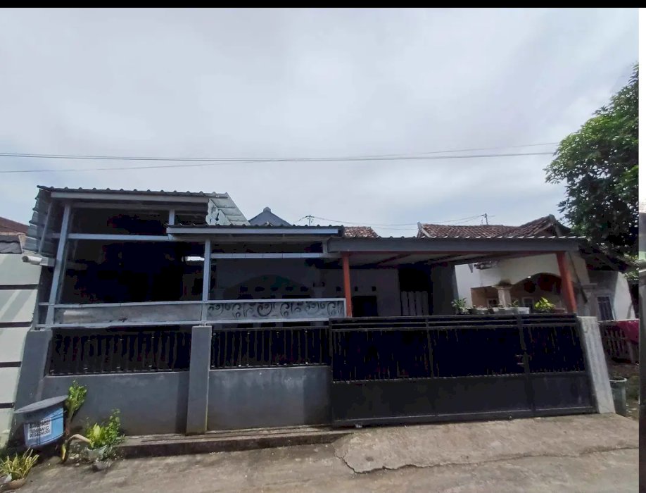 Dijual rumah di Perumahan Sandik Permai lokasi strategis NTB