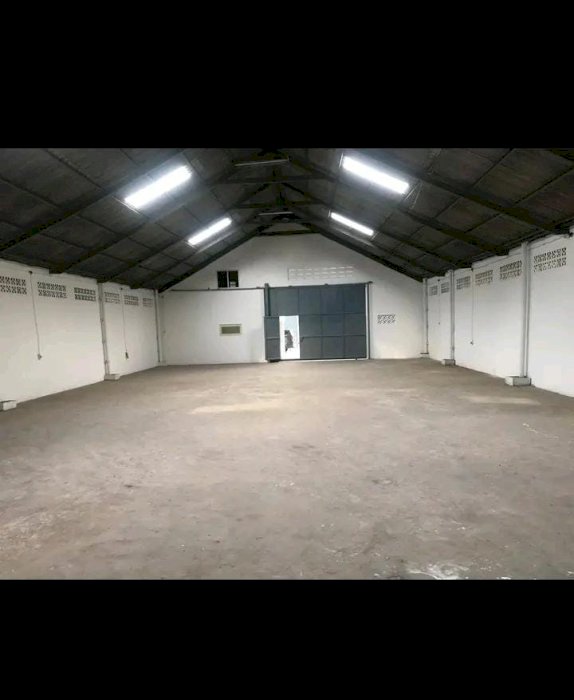 DISEWAKAN GUDANG Samping bandara Soeta (Pintu Perimeter selatan Pos1)