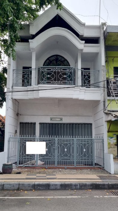 0285 - Disewakan Ruko JL Pahlawan Surabaya LB 195m2 2,5 lantai
