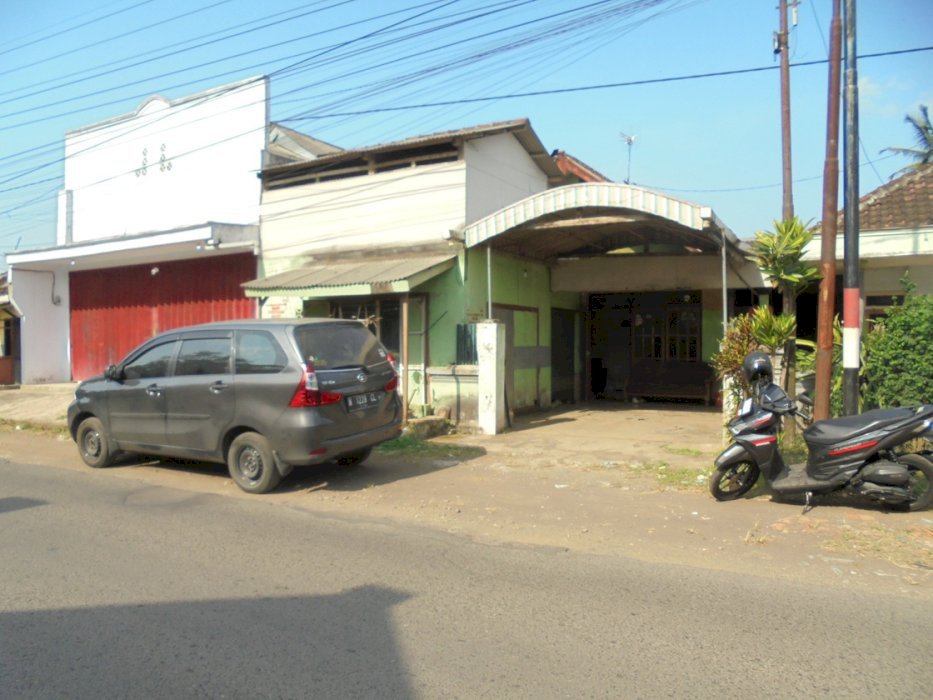Jalan Desa Undaan Kel Undaan Kec Turen Kota Malang