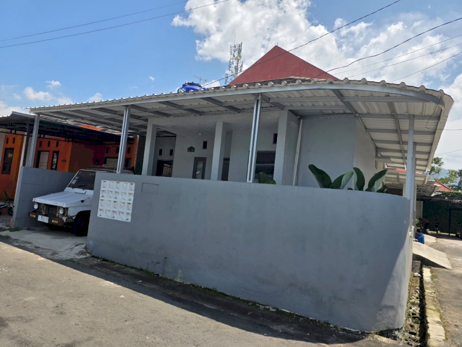 Di Jual Rumah Lokasi Strategis Di Cimanganten Kota Garut