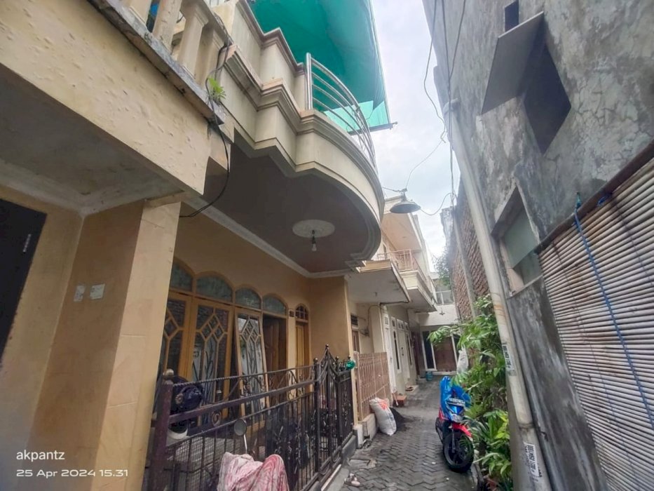 Jl Kalimas Madya Kel Nyamplungan Kec Pabean Cantian Kota Surabaya