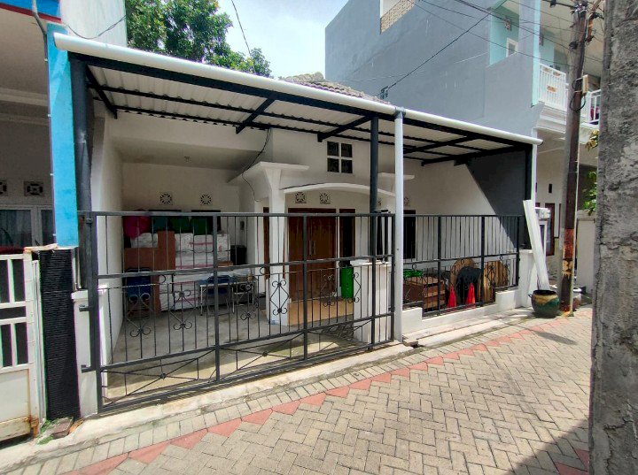 Jalan Karah Agung VI 50/72 Kel Karah Kec Jambangan Surabaya