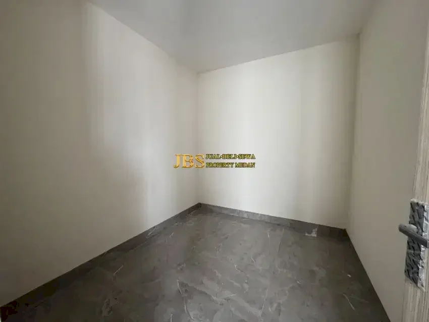 Dijual Villa Siap Huni di Komplek Katamso Palace Jalan Perbatasan