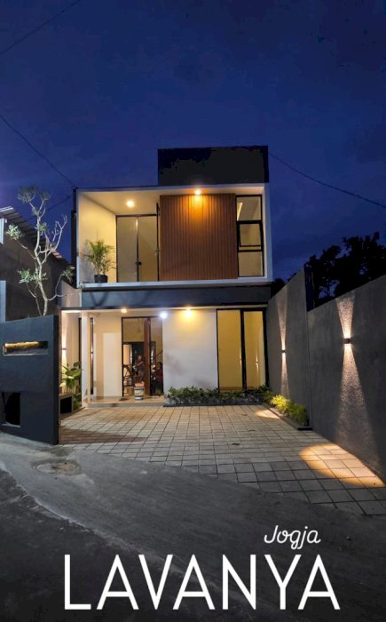 Di jual Rumah 2 lantai terkece di Ngaglik, Sleman DIY