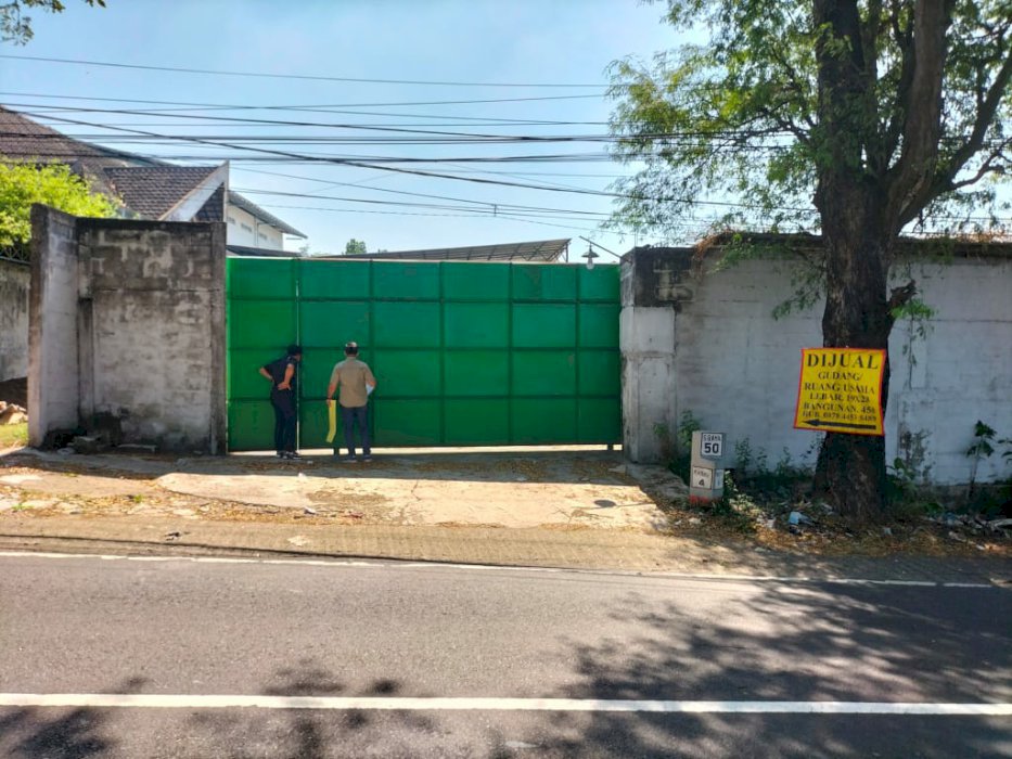 Gudang Jl Raya Pandaan - Prigen Kel Gambiran Kec Prigen Kab Pasuruan