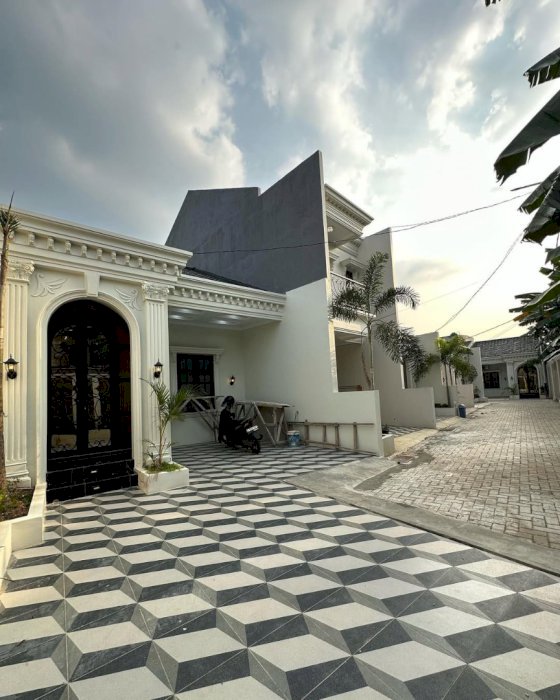 Di jual Rumah Mewah Lokasi Strategis Di Gandaria Jakarta Selatan