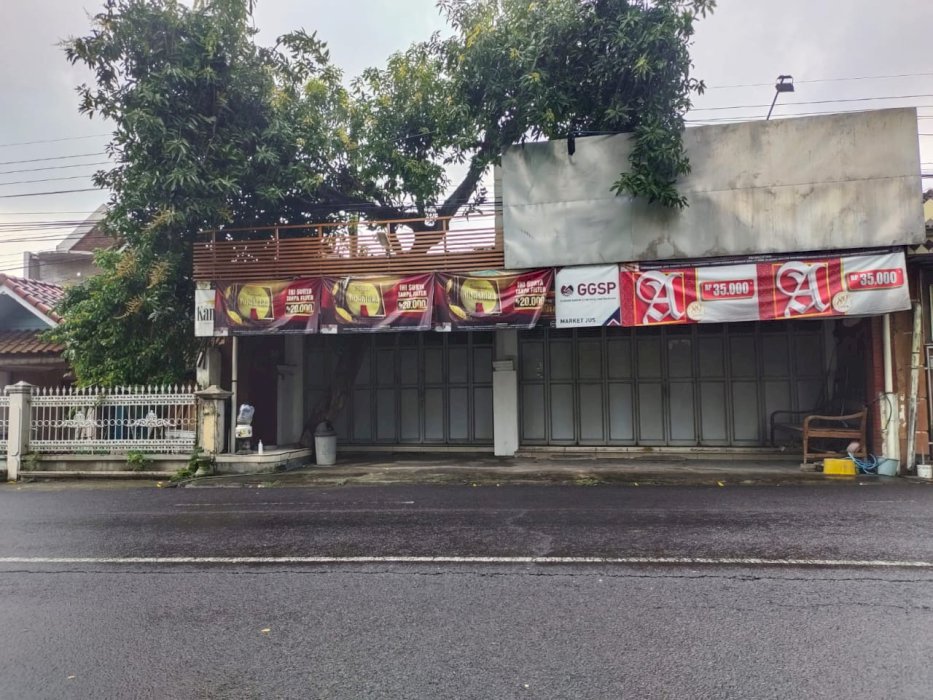 Ruko Kelurahan Sekargadung Kec Pungging Kab Mojokerto