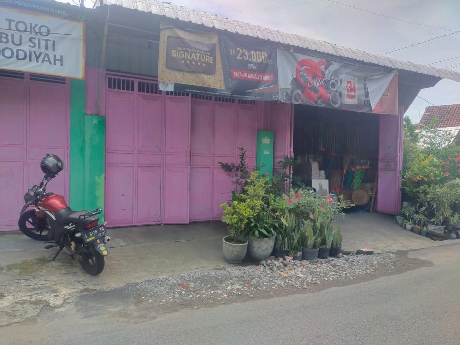 Ruko Kelurahan Gunung Gedangan Kec Magersari Kab Mojokerto