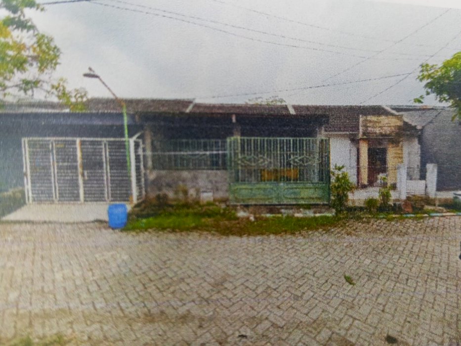 Rumah Oma Indah Menganti Blok E 7 No 12  Bringkang Menganti Gresik