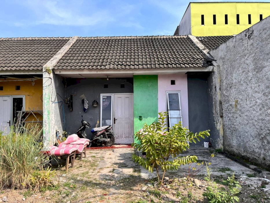 Perum The Graha Residence Blok C2 No 19 Kel Tropodo Krian Sda