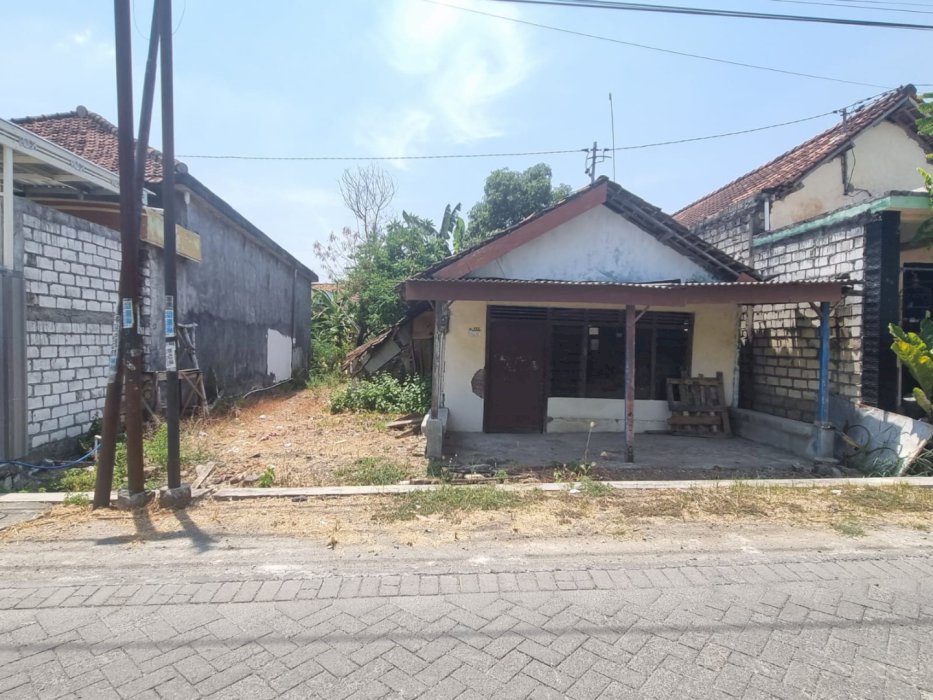Rumah Kelurahan Simbatan Kec Sarirejo Kab Lamongan