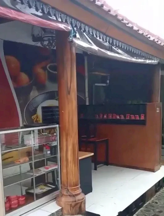 Disewakan ruang usaha outdoor