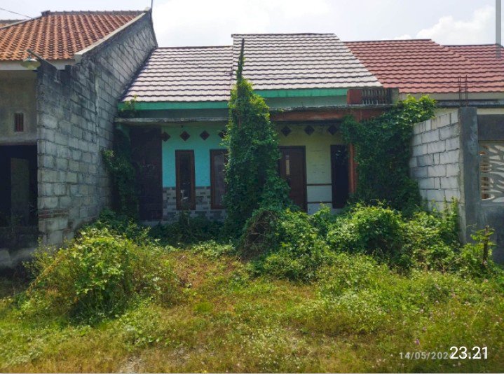Rumah Kelurahan Bendet Kec Diwek Kab Jombang