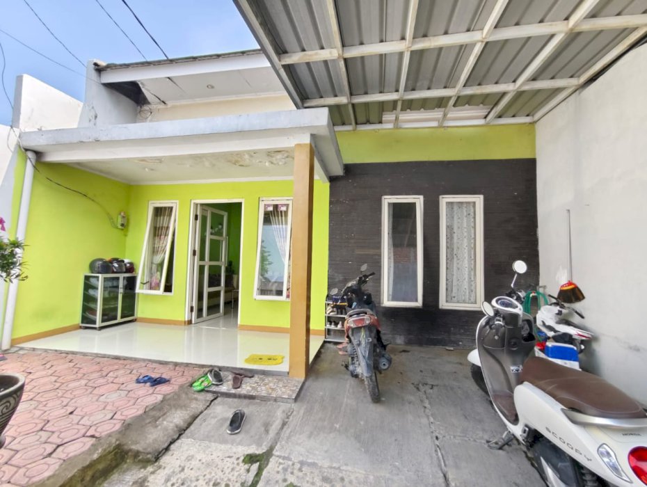 Rumah Kelurahan Balong Bendo Kec Balong Bendo Kab Sidoarjo