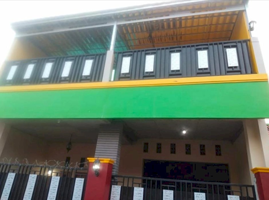 Dijual cepat rumah dua lantai