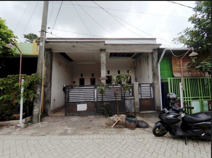 Perumnas TNI AL Jl Bukit Safir Raya Blok IA No 13 Mulung Driyorejo