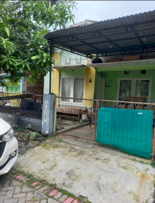Rumah Kel Boboh Kec Menganti Kab Gresik
