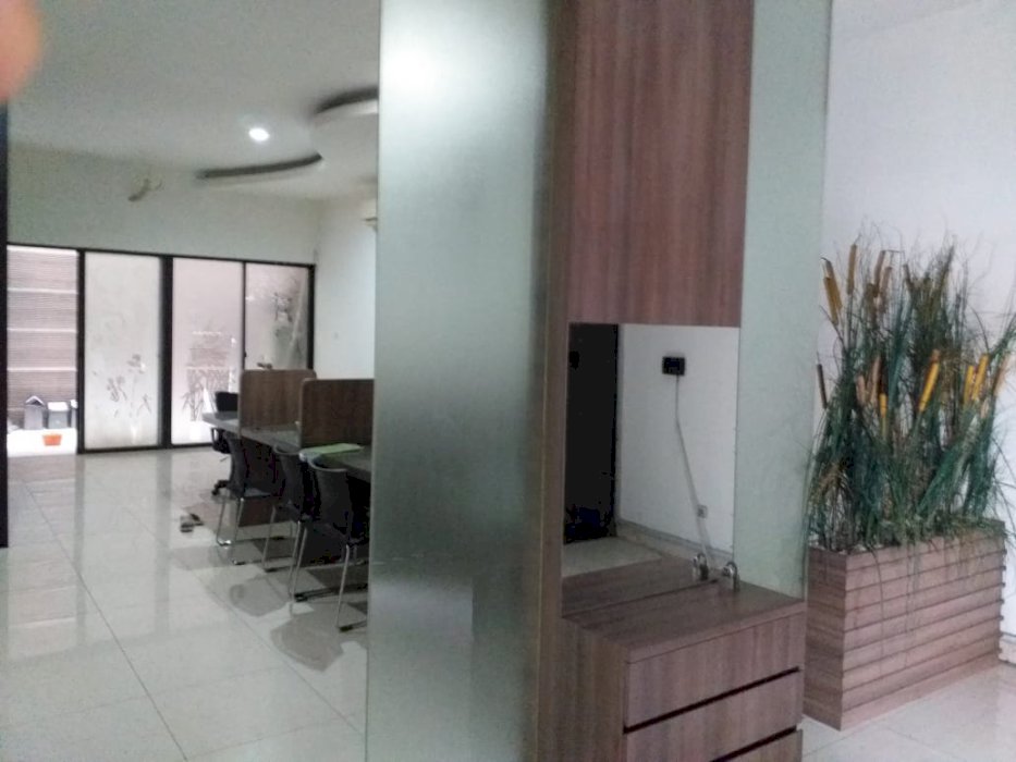 Dijual RUKO Gandeng Cideng Timur Siap Pakai