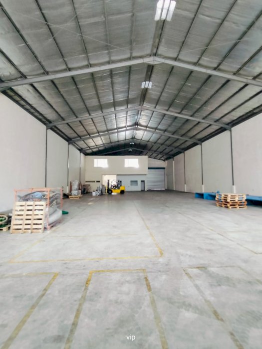 Dijual murah 2 unit gandeng gudang tunas Bizpark Batam center