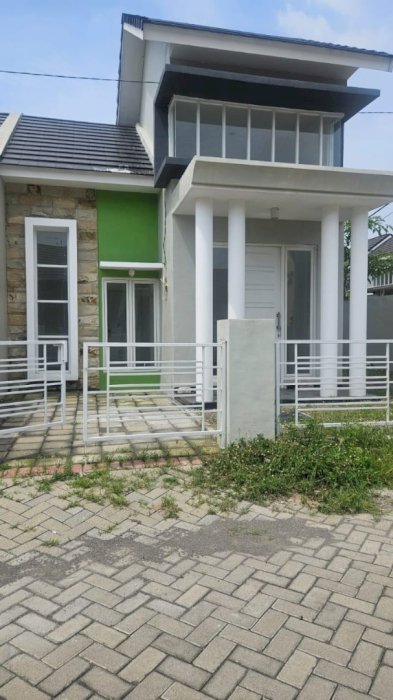 Rumah Kelurahan Bluru Kidul Kecamatan Sidoarjo Kabupaten Sidoarjo
