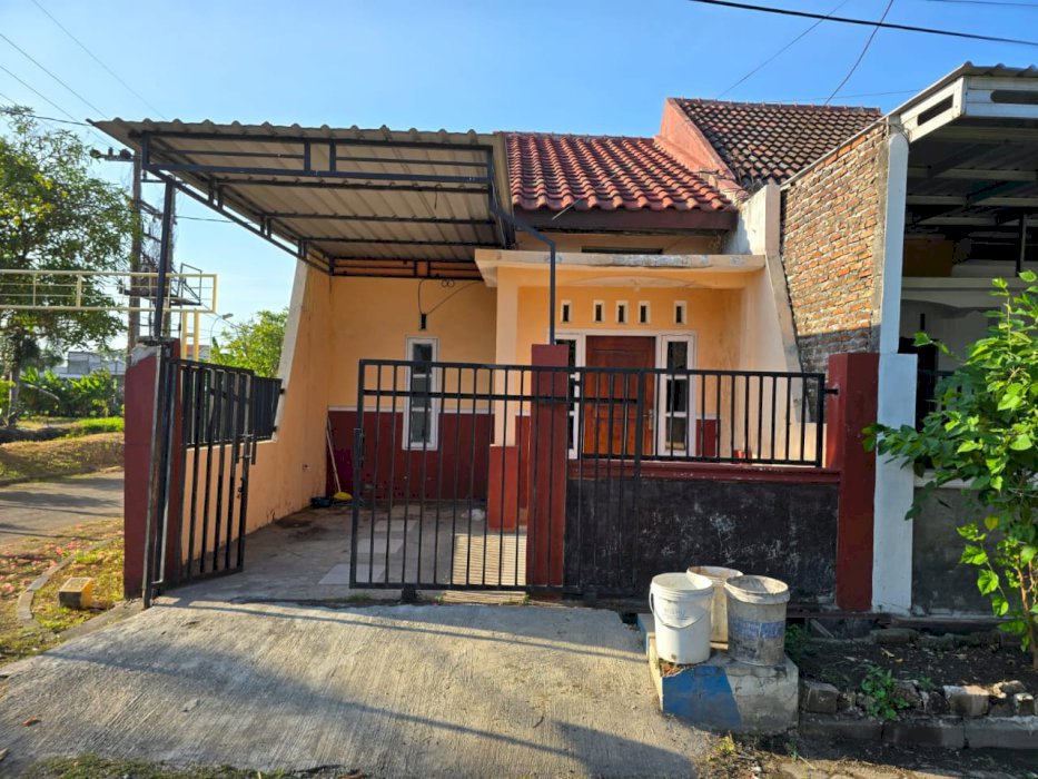 Perum Taman Delta Blok B No 1 Kelurahan Kalipecabean Kec Candi Sda