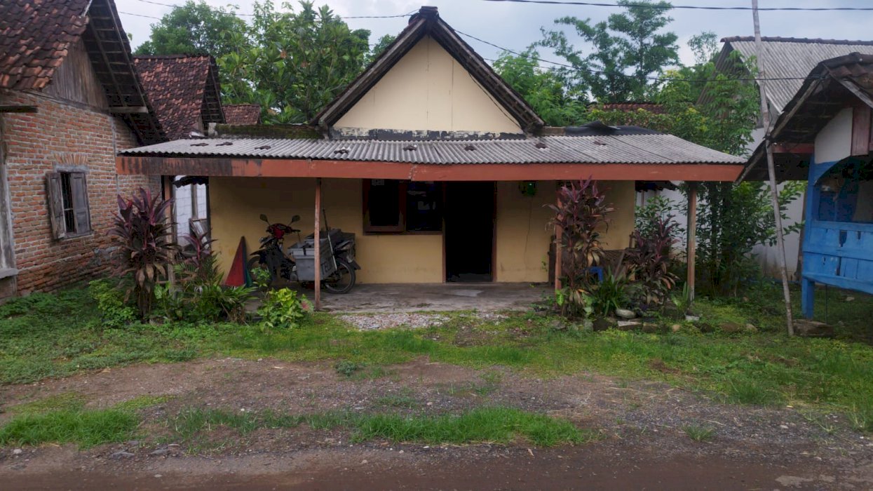 Rumah Kel Sidorejo Kec Saradan Madiun
