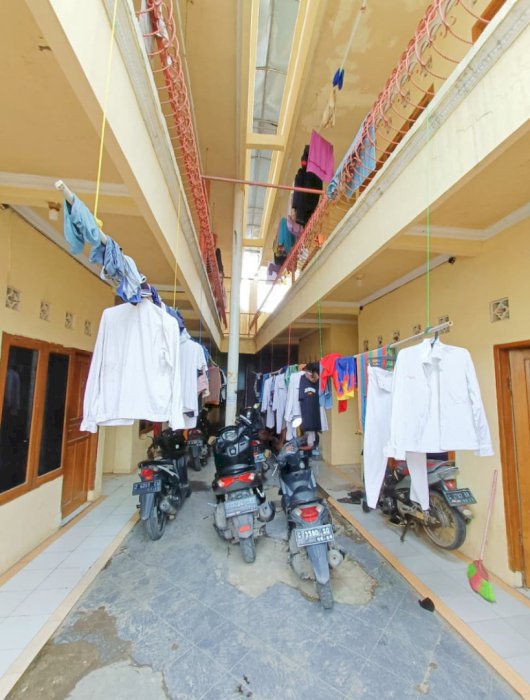 Jual kontrakan 2 lantai