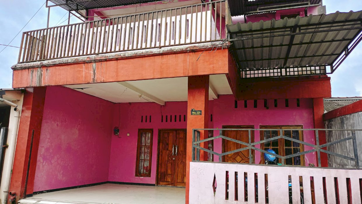 Dijual rumah 2 lantaiPenambongan/Karangmanyar Kalimanah Purbalingga