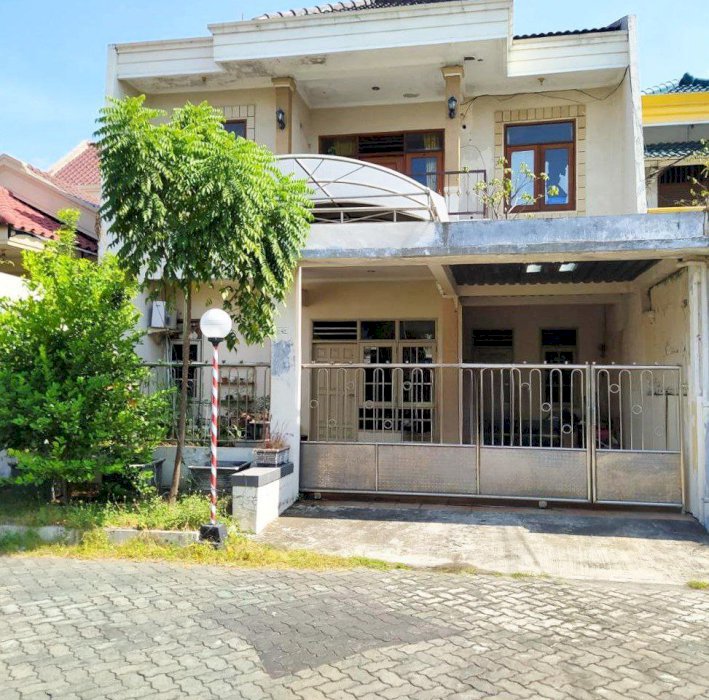*Rumah Minimalis 2lt dekat Polda Jatim & Gayungsari surabaya*