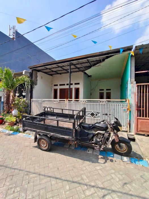 *Di Jual Rumah Butuh Renovasi Di Kahuripan Nirwana*