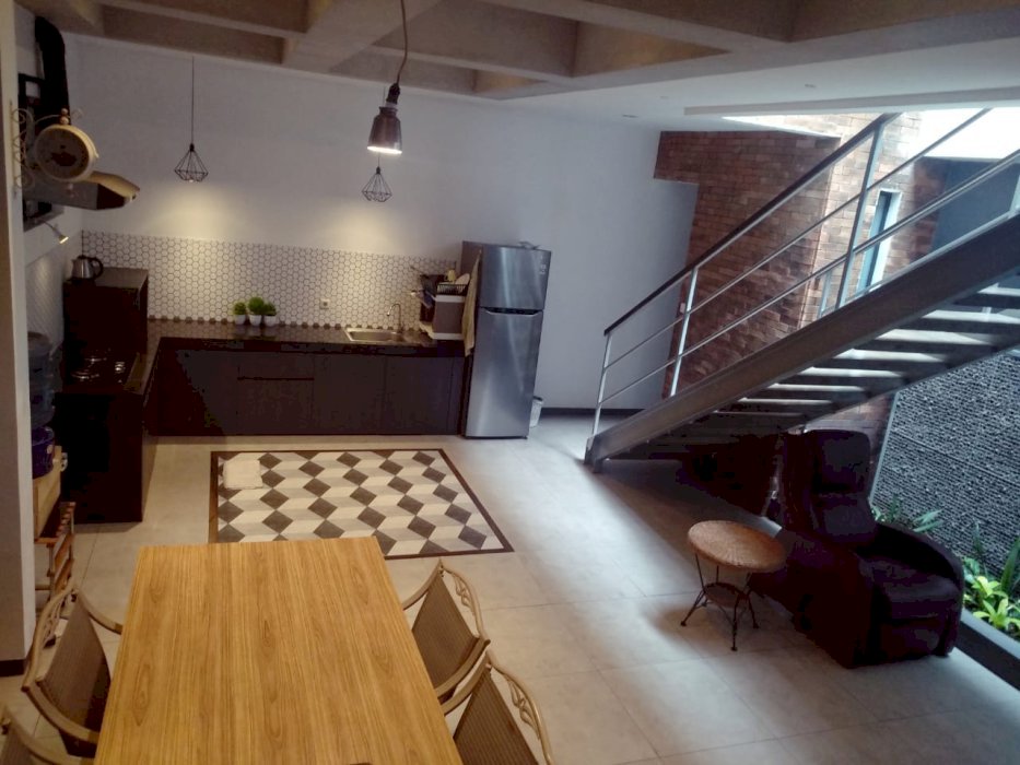 Di sewa tempat usaha siap pakai di Pusat Kota Bandung