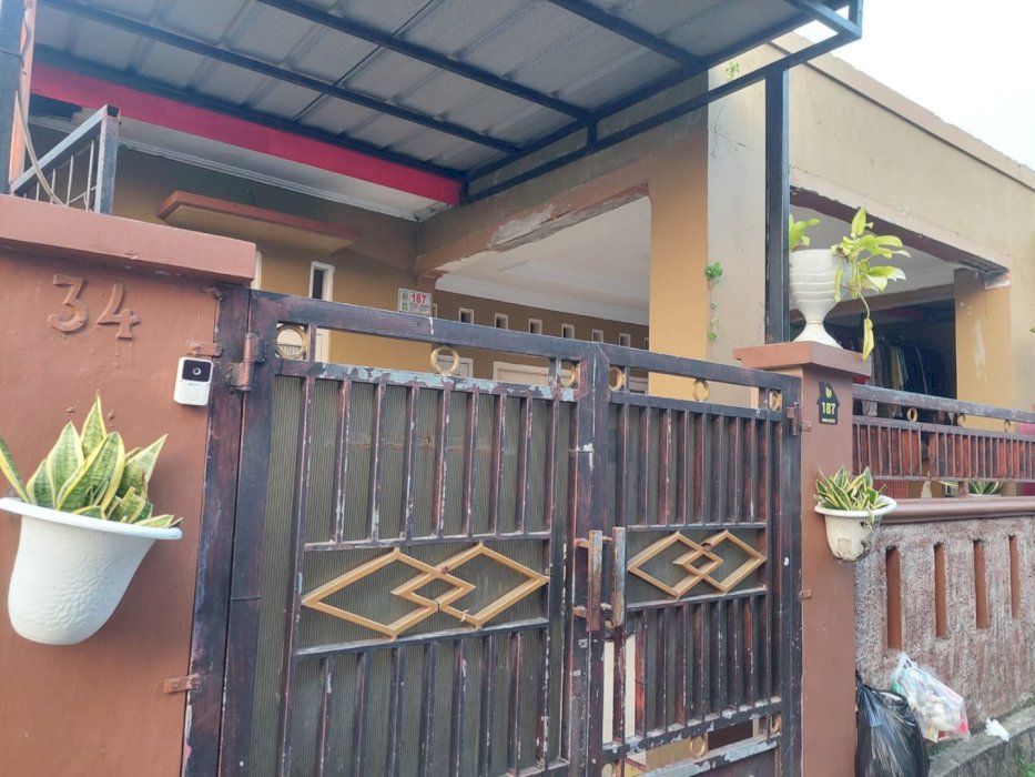 Di jual rumah siap huni strategis di Parung Jaya Tangerang