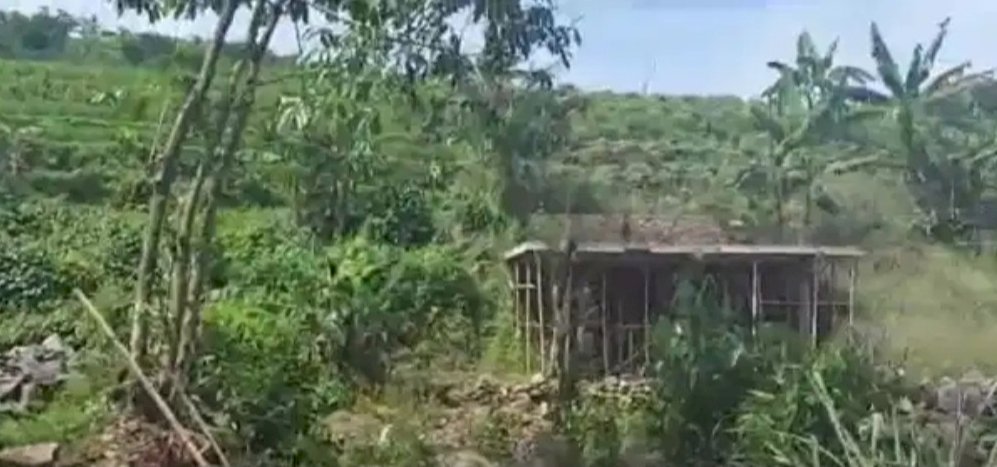 Tanah SHM Dijual cocok u Kolam Air Deras atau Villa