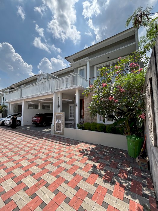 Dijual Cluster Rumah Mewah 2 lantai Fully Furnish (sesuai foto)