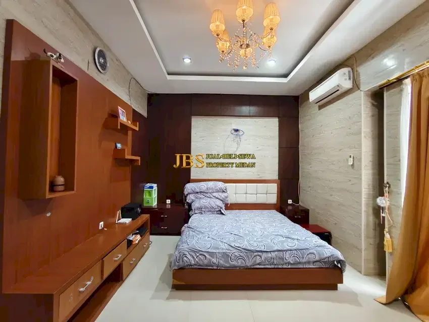Dijual Villa di Komplek Mutiara Palace Jalan Selamat Ketaren - Medan